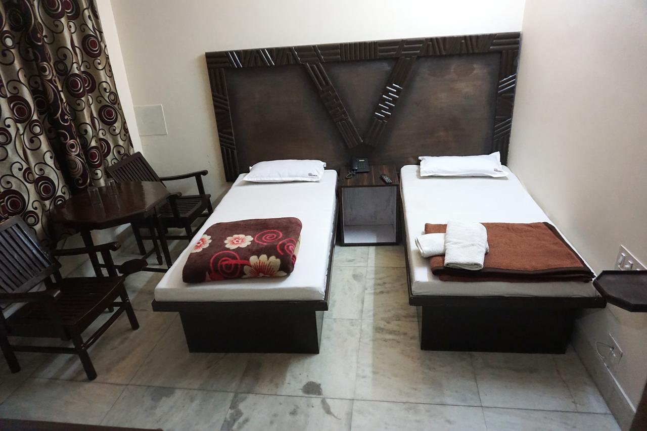 Hotel Venus International Νέο Δελχί Εξωτερικό φωτογραφία
